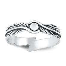 Load image into Gallery viewer, Sterling Silver Oxidized Feather Plain Ring Face Height-5.6mm