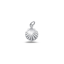 Load image into Gallery viewer, Sterling Silver Oxidized And Polished Seashell Pendant