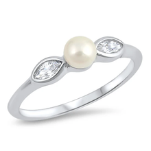 Load image into Gallery viewer, Sterling Silver Flower Clear CZ And Freshwater Pearl Ring