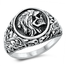 Load image into Gallery viewer, Sterling Silver Oxidized Skull Ring