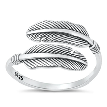 Load image into Gallery viewer, Sterling Silver Oxidized 11.5mm Feather Ring