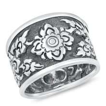 Load image into Gallery viewer, Sterling Silver Oxidized 16.6mm Thai Floral Design Ring
