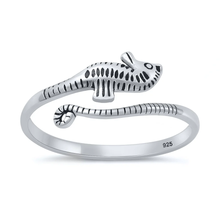 Load image into Gallery viewer, Sterling Silver Oxidized And Polished Seahorse Ring