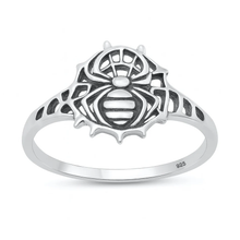 Load image into Gallery viewer, Sterling Silver Oxidized And Polished Spider Ring
