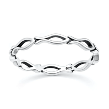 Load image into Gallery viewer, Sterling Silver Oxidized And Polished Fish Ring