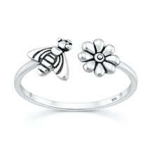 Load image into Gallery viewer, Sterling Silver Oxidized And Polished Bee And Flower Ring