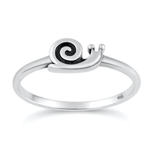 Load image into Gallery viewer, Sterling Silver Oxidized And Polished Snail Ring