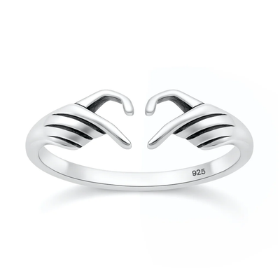 Sterling Silver Oxidized And Polished Heart Fingers Ring