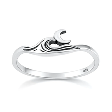 Load image into Gallery viewer, Sterling Silver Oxidized And Polished Waves And Moon Ring