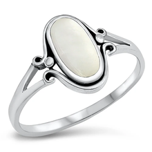 Load image into Gallery viewer, Sterling Silver Mother Of Pearl Ring