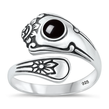 Load image into Gallery viewer, Sterling Silver Oxidized Spoon Black Agate Stone Ring