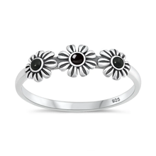 Load image into Gallery viewer, Sterling Silver Oxidized And Polished Flowers Black Onyx Stone Ring