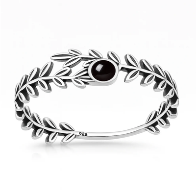 Sterling Silver Oxidized And Polished Wreath Black Onyx Stone Ring