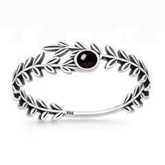 Sterling Silver Oxidized And Polished Wreath Black Onyx Stone Ring