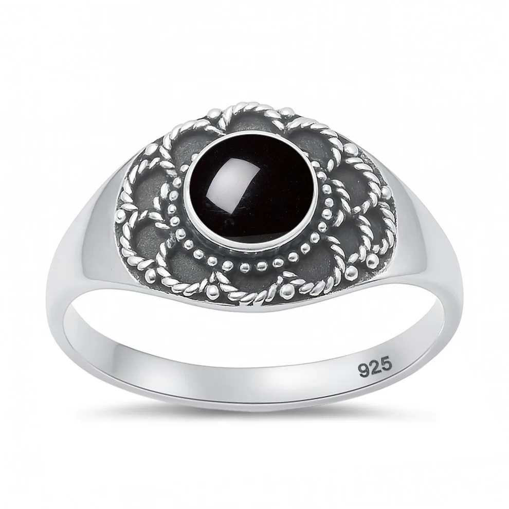 Sterling Silver Oxidized And Polished Bali Style Round Black Onyx Stone Ring