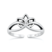 Load image into Gallery viewer, Sterling Silver Oxidized And Polished Lotus Toe Ring