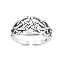 Load image into Gallery viewer, Sterling Silver Oxidized And Polished Celtic Design Toe Ring
