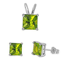 Load image into Gallery viewer, Sterling Silver Peridot Cz Silver Earring And Pendant Set