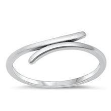 Load image into Gallery viewer, Sterling Silver Start Ring