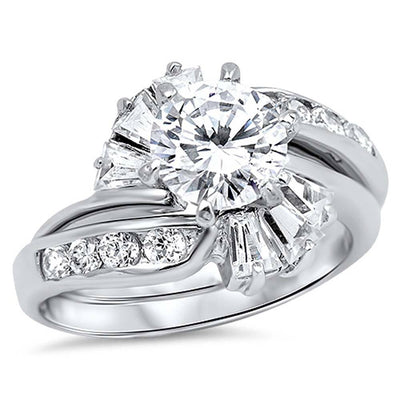 Sterling Silver Circle Shaped Cubic Zirconia Wedding RingAnd Face Height 8mmAnd Band Width 2mm