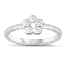 Load image into Gallery viewer, Sterling Silver Flower Cubic Zirconia Ring