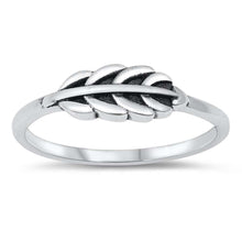 Load image into Gallery viewer, Sterling Silver Oxidized Leaf Ring