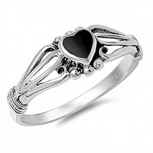 Load image into Gallery viewer, Sterling Silver Antique Style Black Stone Heart Design Ring with Face Height of 7MM