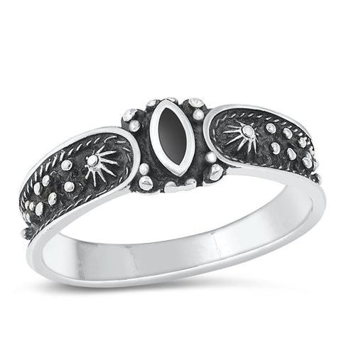 Sterling Silver Patterend Black Agate Ring