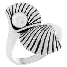 Load image into Gallery viewer, Sterling Silver Shell With Pearl Ring